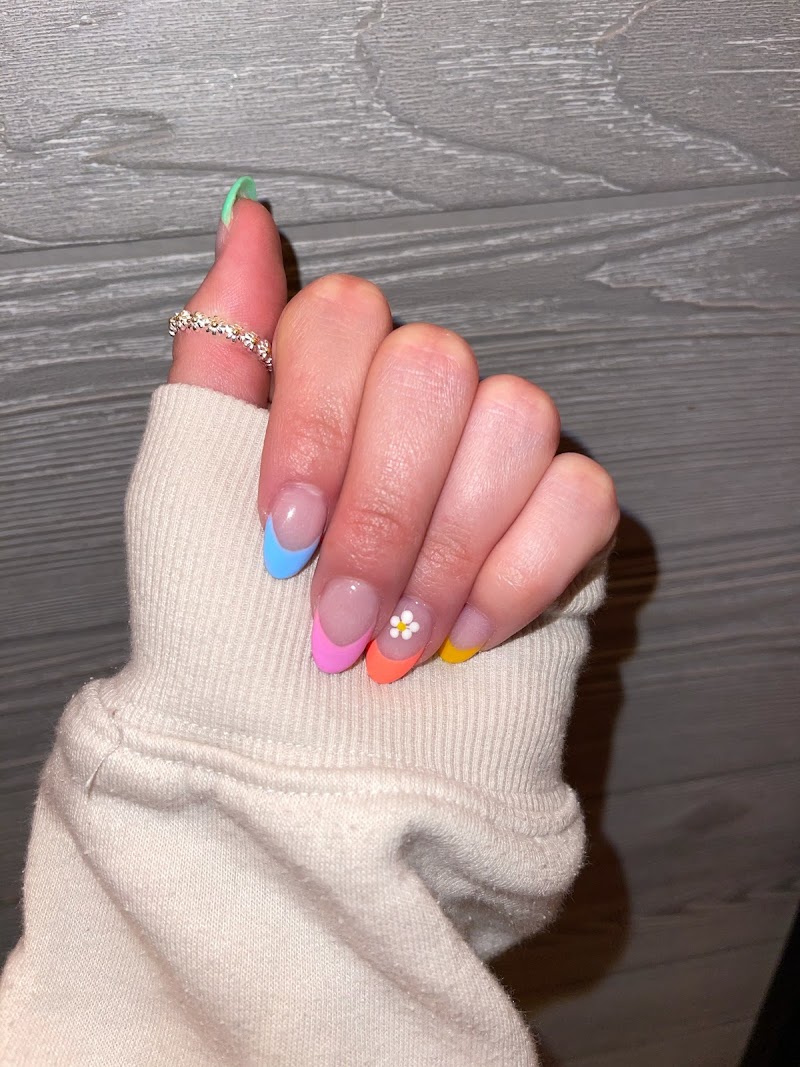 Modern Nails, nail salon in Heath, OH, photo 2 of 10